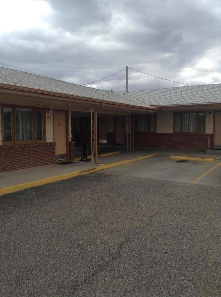 גרייט פולס Ski'S Western Motel מראה חיצוני תמונה